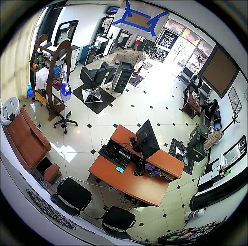 Salon shop