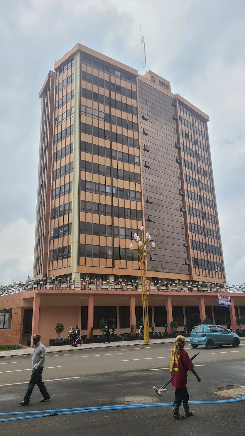 Piassa Arada building